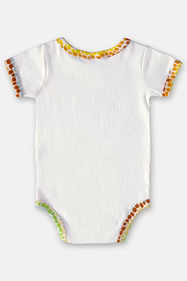 CONJUNTO UP BABY UNISSEX BODY MANGA CURTA E SHORT EM SUEDINE - Image 4